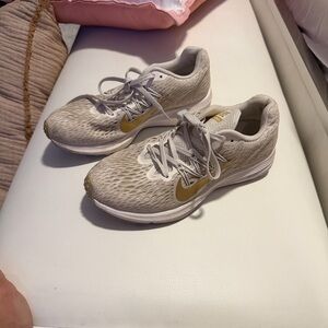 Nike Women's Cream and Gold Athletic Shoes